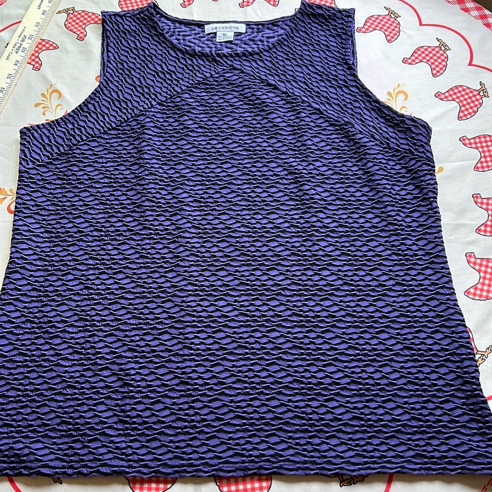 Liz Claiborne Women’s Tank Top XL NWOT 🥰Very Unique 😍 Textured Beautiful 🤩
